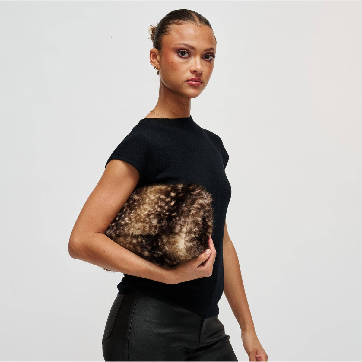 Rhianna Crossbody: Brown